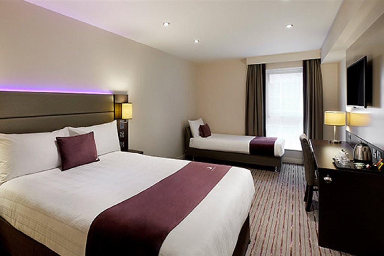 Premier Inn Glasgow Milngavie Exteriér fotografie