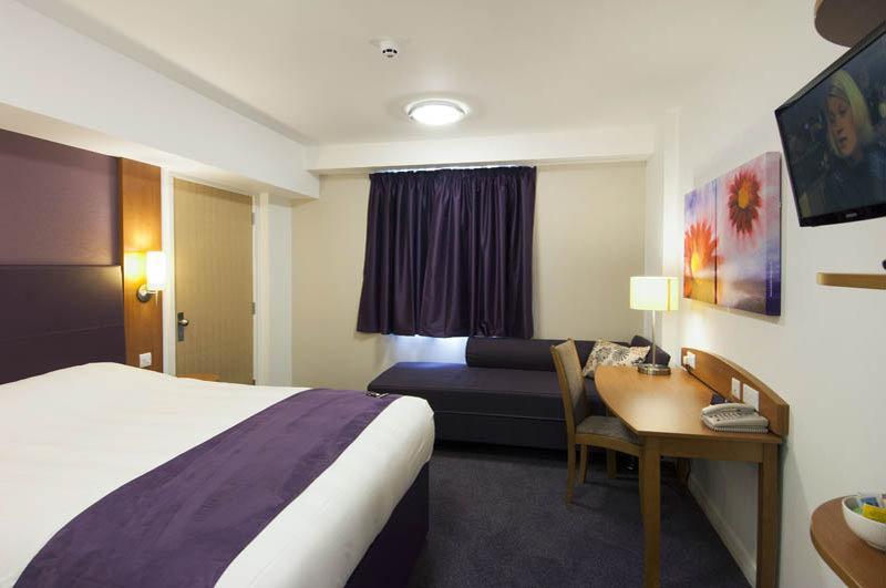 Premier Inn Glasgow Milngavie Exteriér fotografie